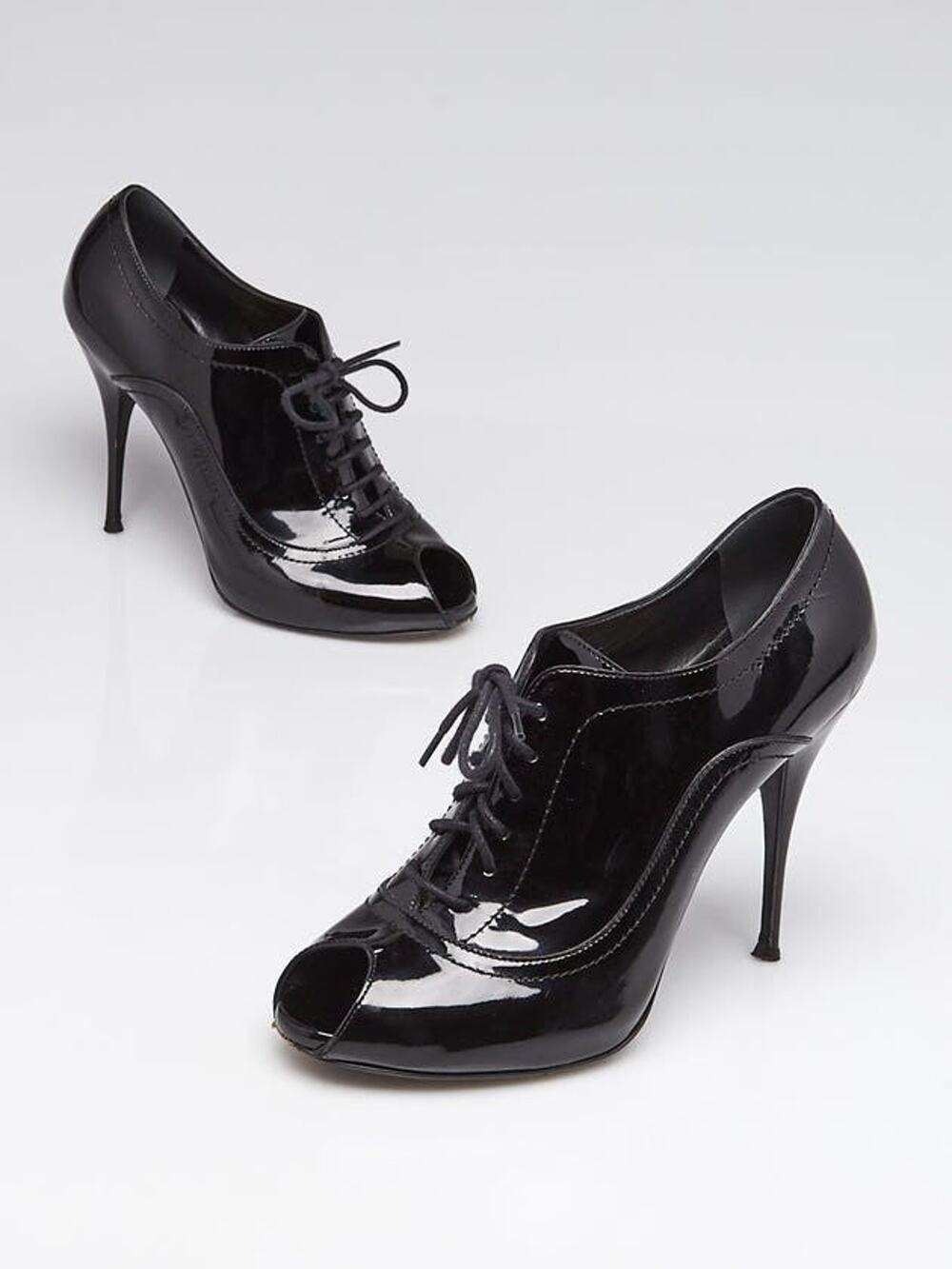 Valentino Patent Leather Heeled Ankle Bootie - 37.5 Black